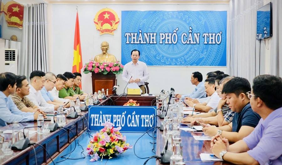 Cần Thơ: Không để gián đoạn nguồn cung xăng dầu, siết chặt xử lý găm hàng, bán nhỏ giọt